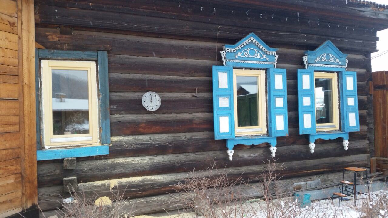 фото окна из дерева в иркутске