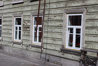 фото окна из дерева в иркутске